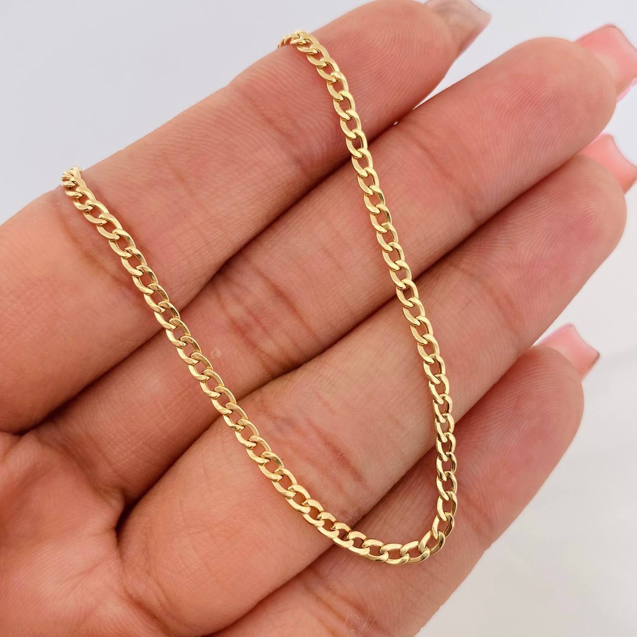 Cadena Cubana 2.15g / 18 in / 2.25mm Oro Amarillo 18K