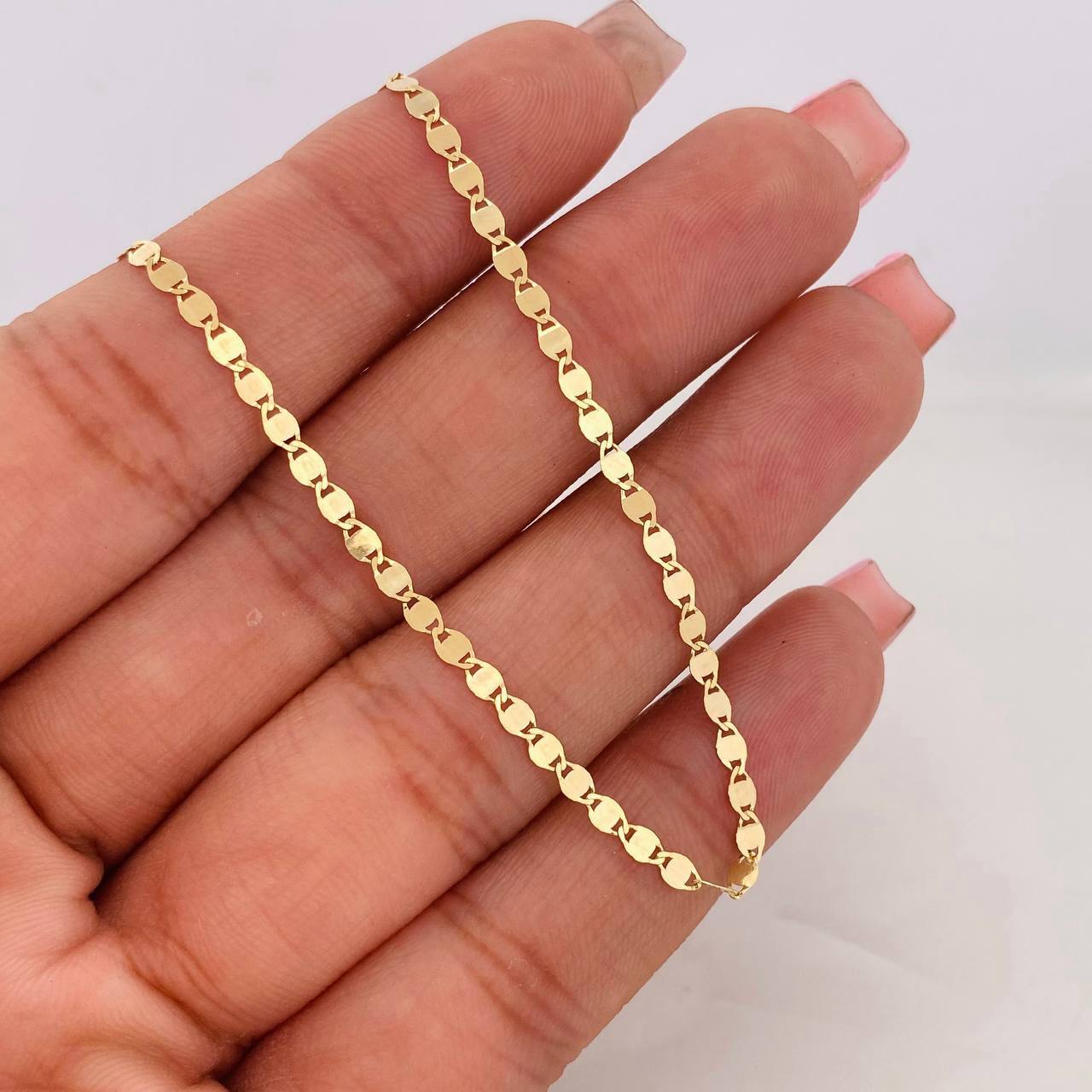 Cadena Escalera Plana 2.3g / 18 in / 2.34mm Oro Amarillo 18K