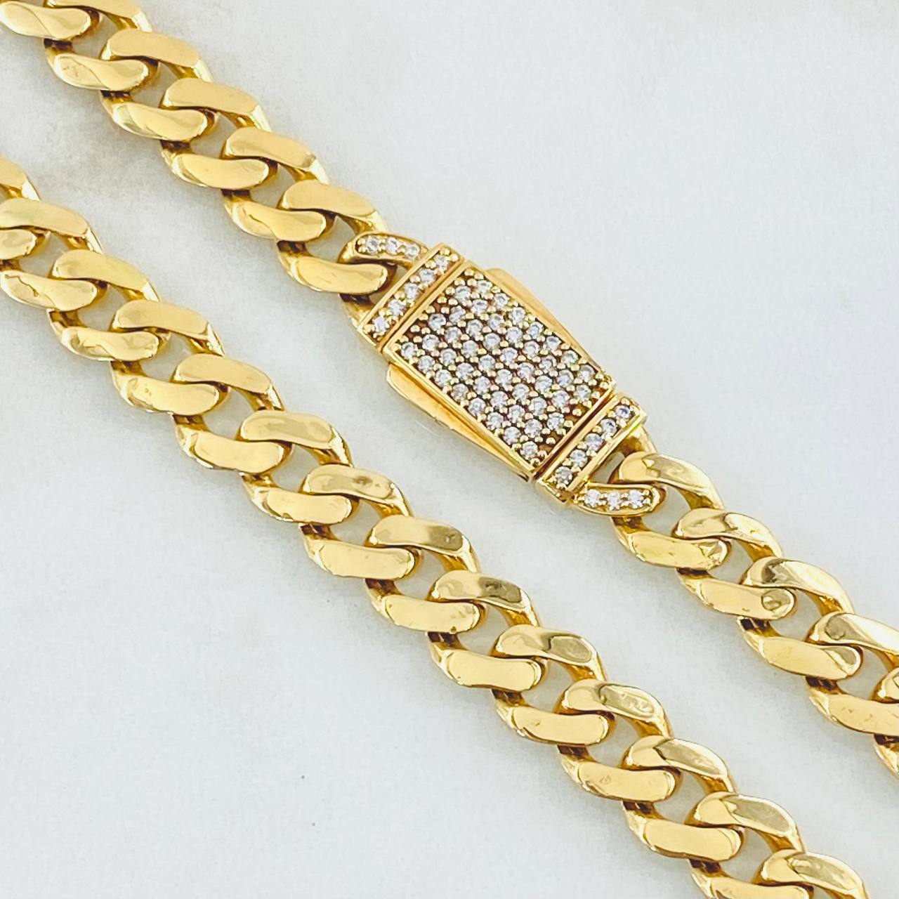 Cuban Links 32gr / 21.7in / 18K Yellow Gold Nac.Esp. ©