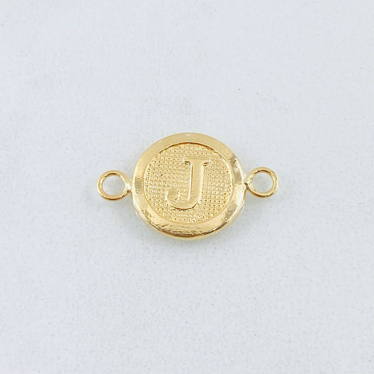 Herraje Letra J 0.4g / 1/2 in Oro Amarillo 18K