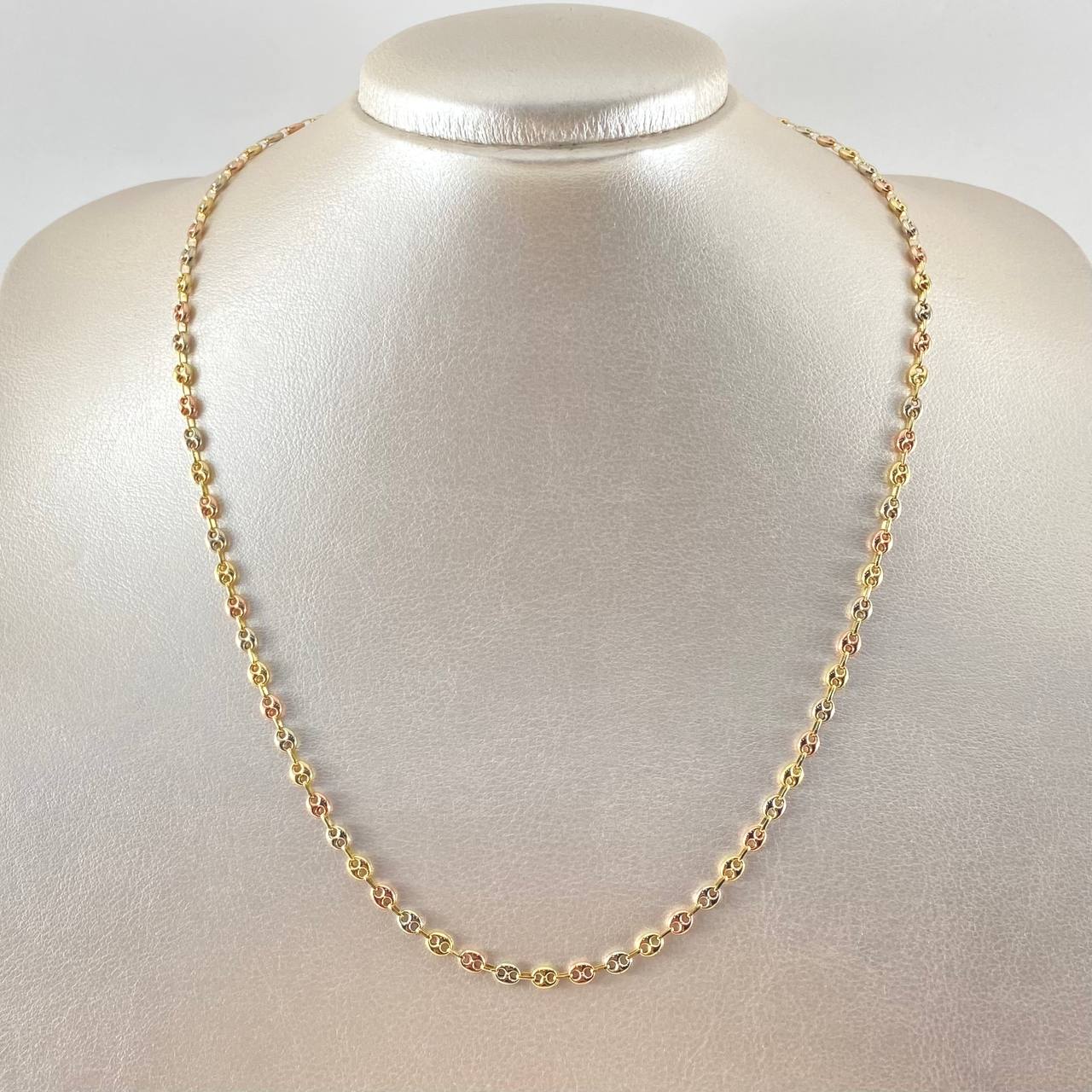 GC Chain 5.6gr / 19.7in / Three 18K Golds ©