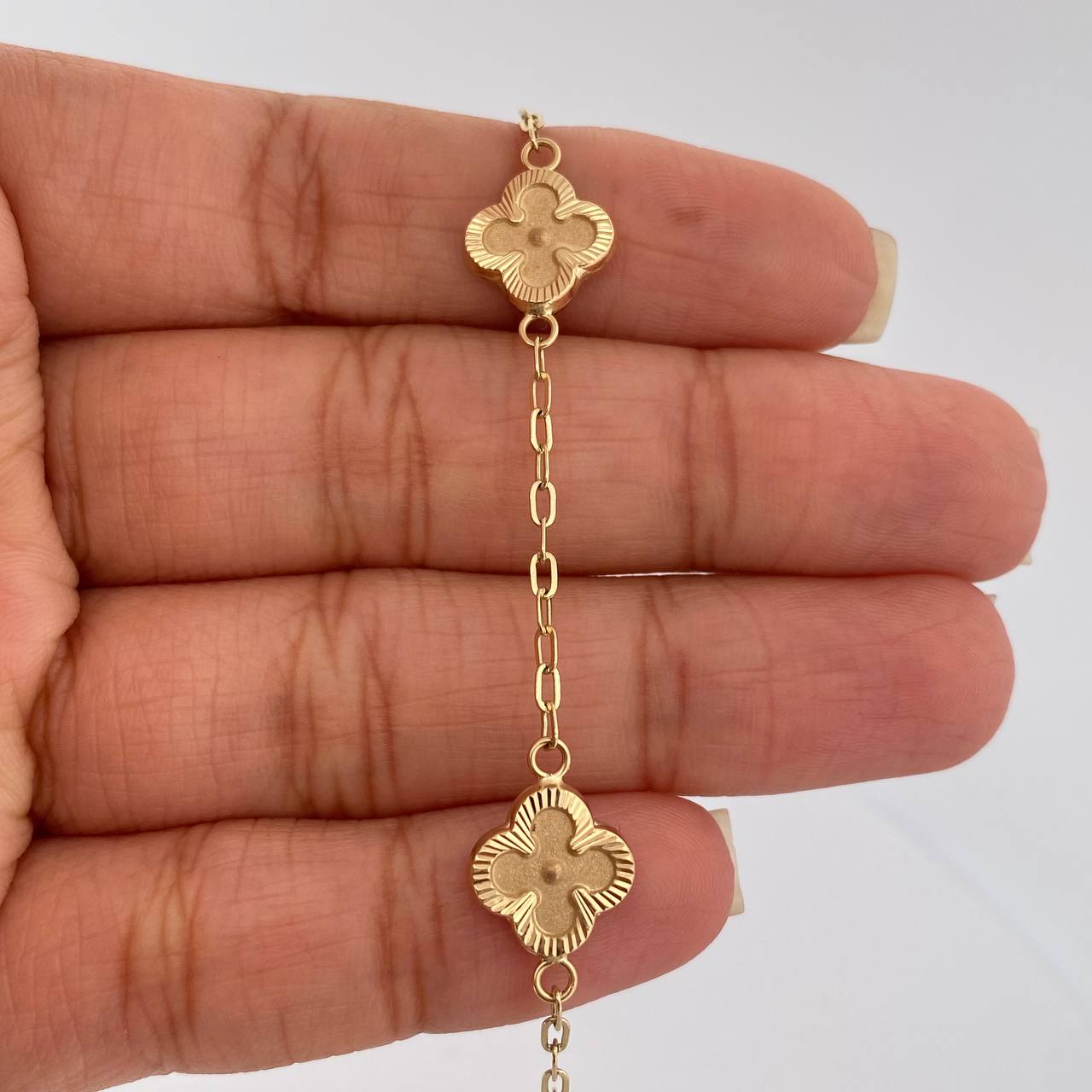 Pulso Trebol Cajon 3gr / 7 1/4 in / 1.68mm Oro Amarillo 18K %