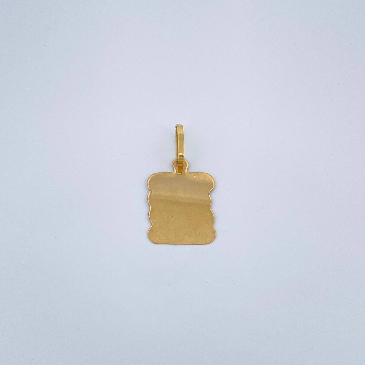 Dije Placa Pergamino 0.8gr / 3/4 in / Oro Amarillo 18K %