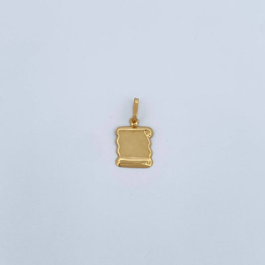 Dije Placa Pergamino 0.75gr / 1 in / Oro Amarillo 18K %