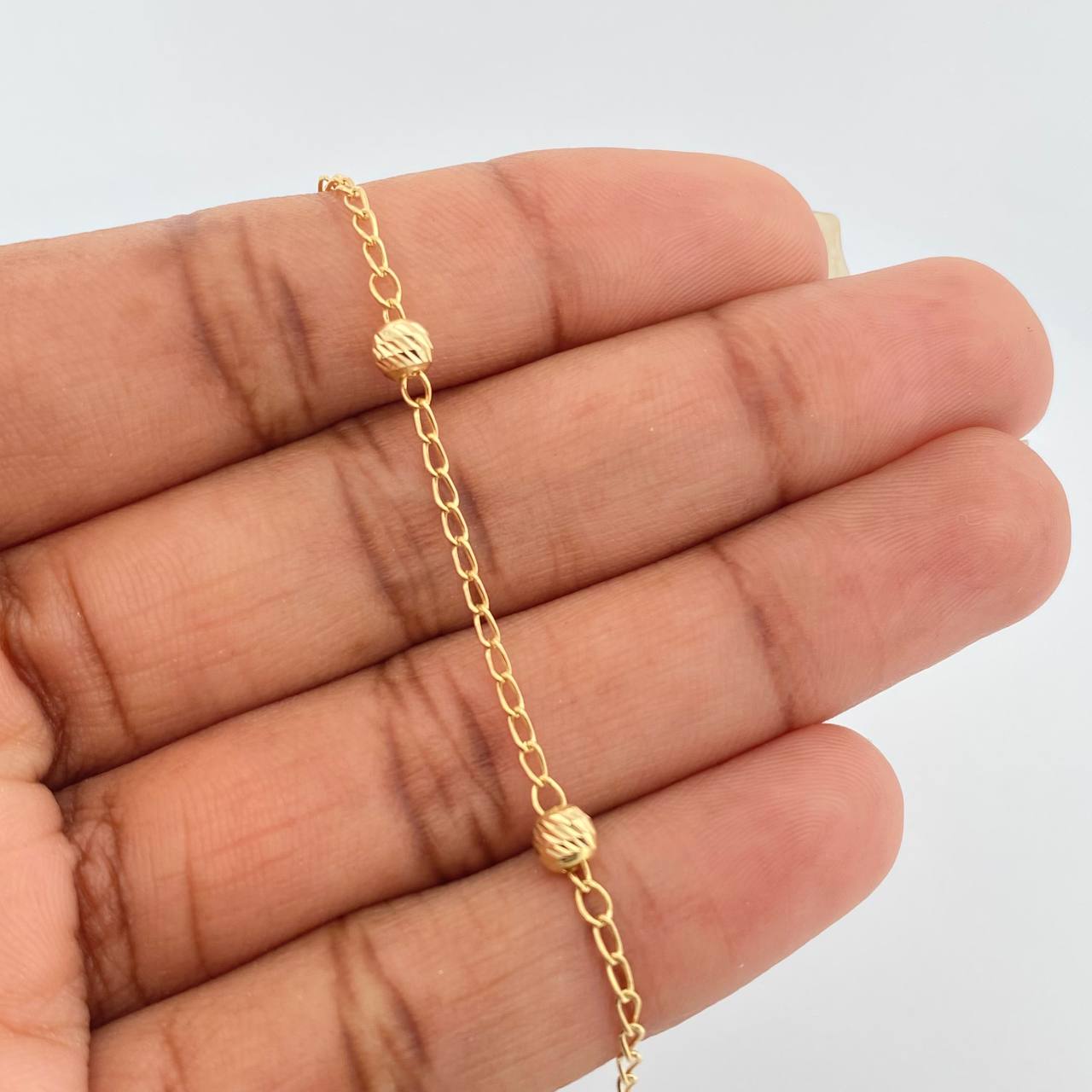 Tobillera Espiga 1.9gr / 9 3/4 in / 4mm Oro Amarillo 18K %