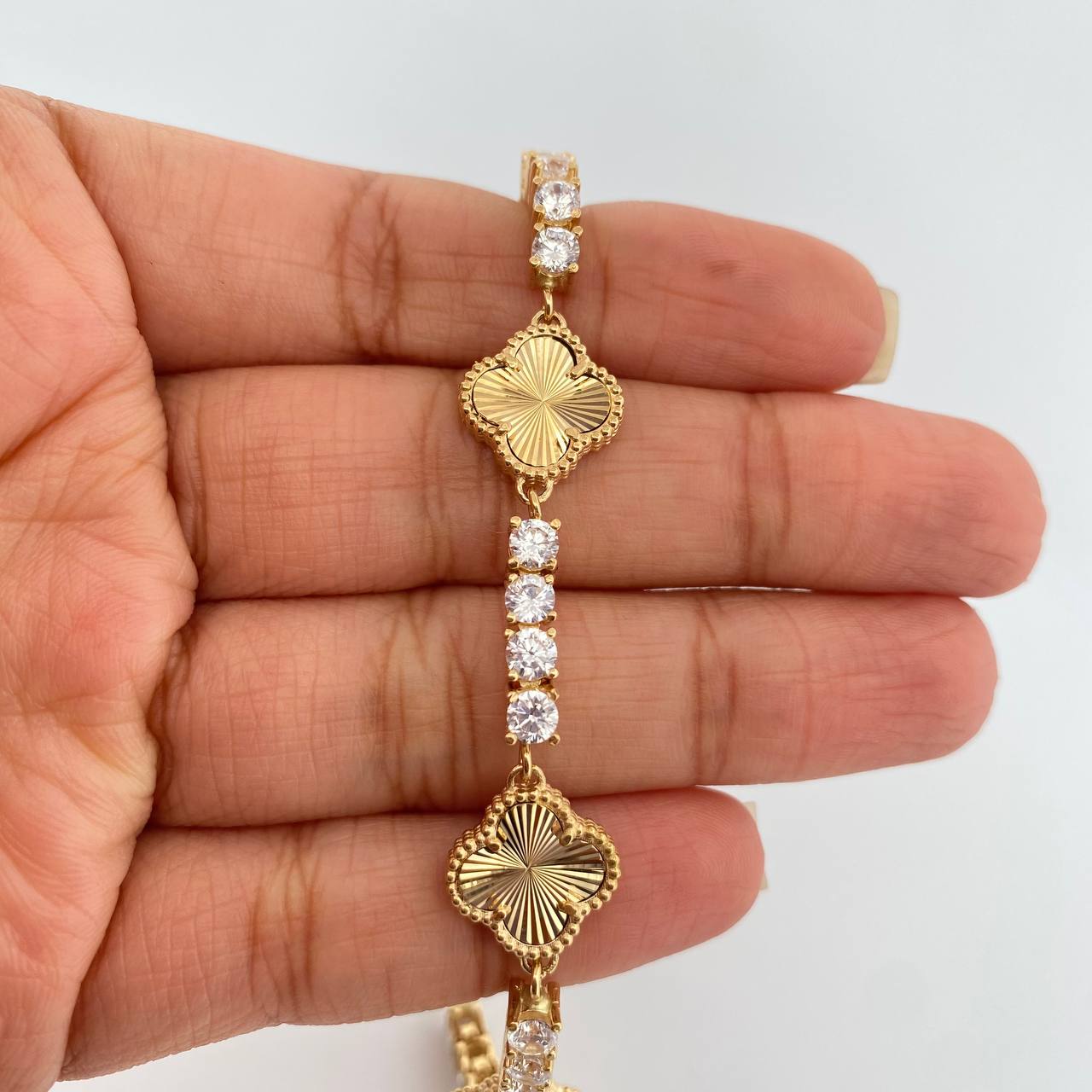 Pulso Tennis Trebol 19.25gr / 7 3/4 in / 3.7mm Oro Amarillo Nac.Esp. 18K %