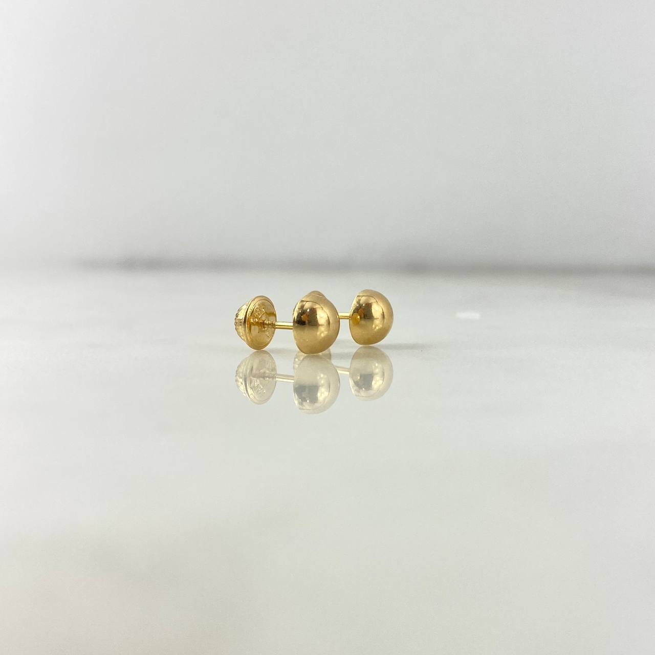 Stud Earrings Media Bead 0.55gr / 6mm Polished 18K Yellow Gold