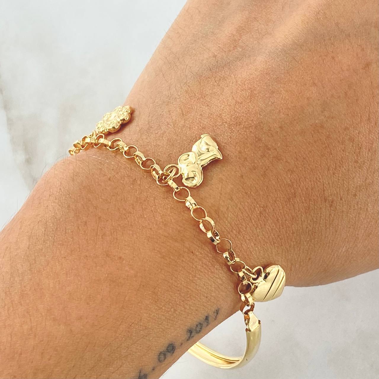 Pulso Charms 5.85gr / 19cm / Oro 18K