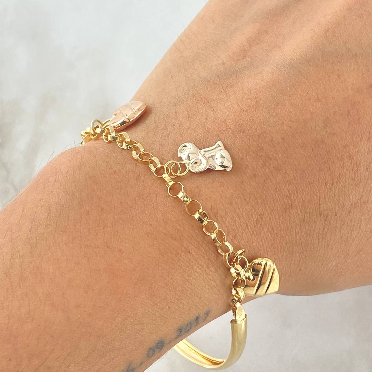 Pulso Charms 5.7gr / 19cm / Oro 18K