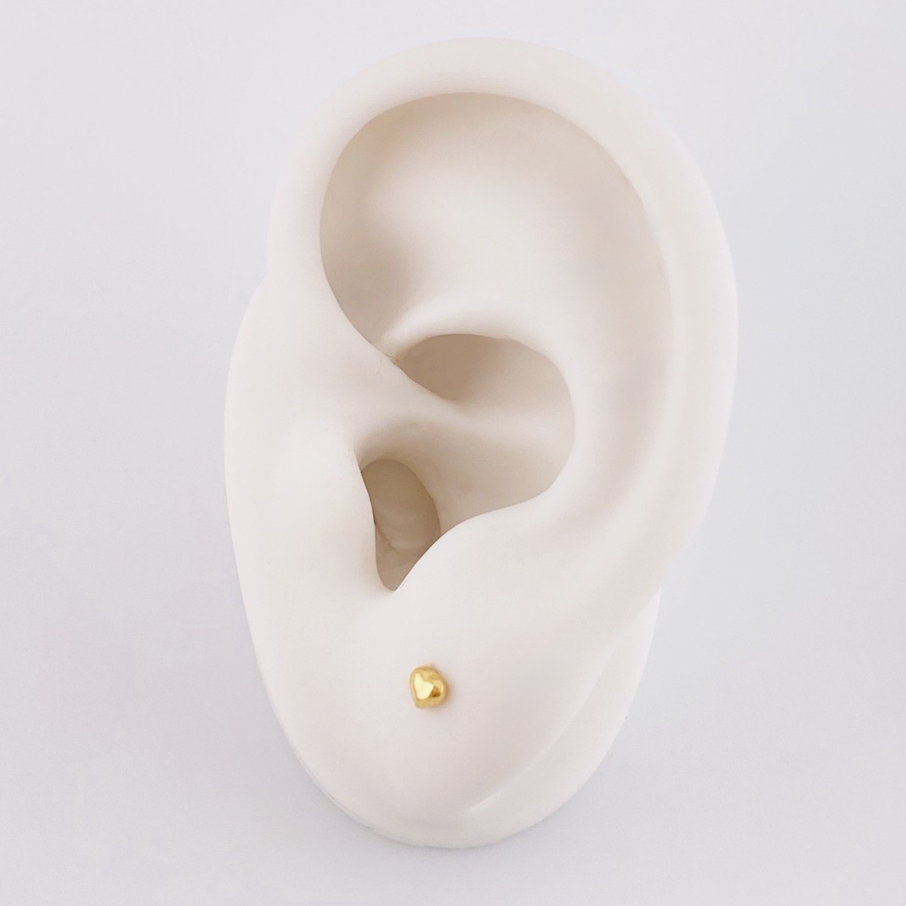 Heart Top Piercing 0.2g / 1/2 in 18K Yellow Gold