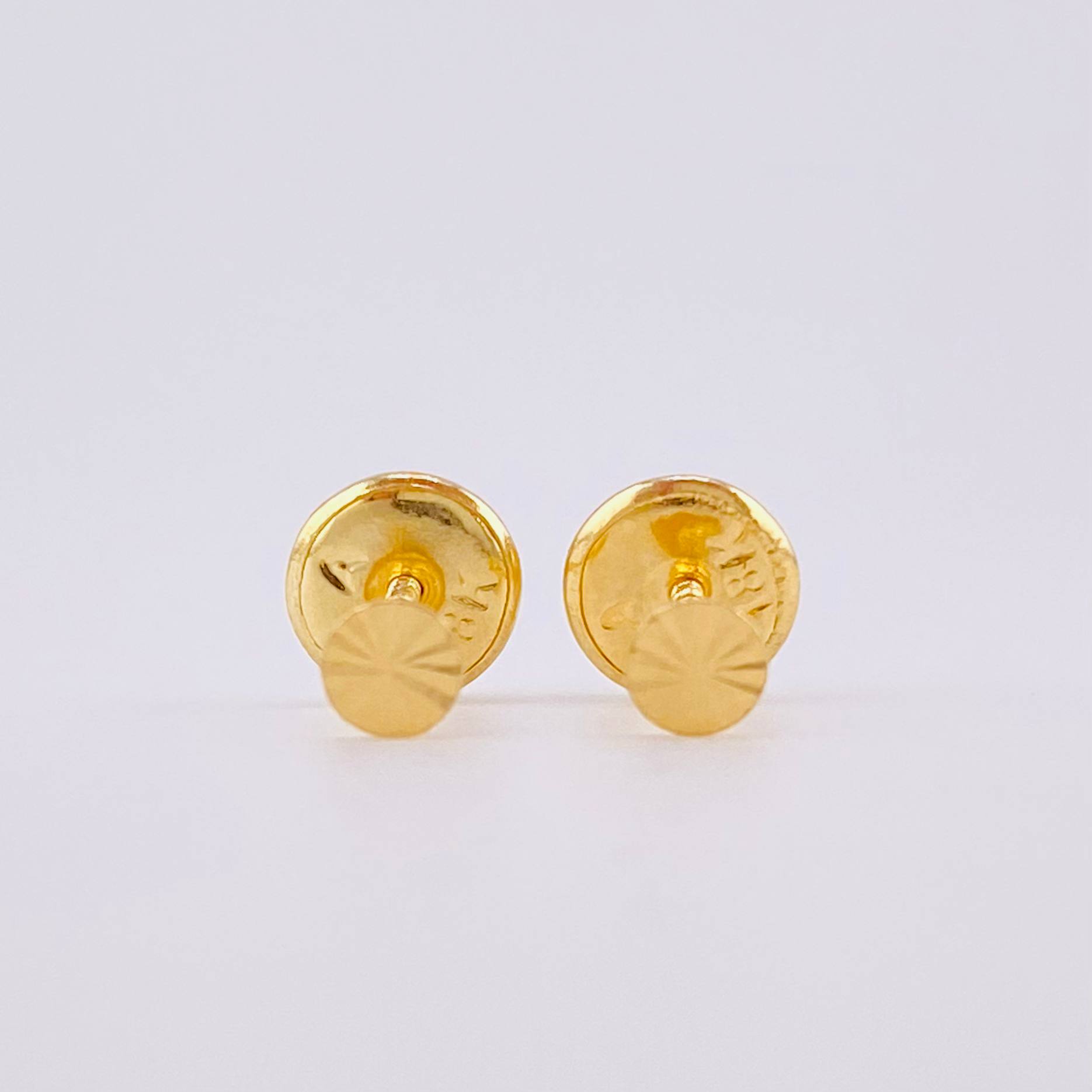 Diamond Cut Circle Stud Earrings 0.4g / in / 4mm Yellow Gold 18K