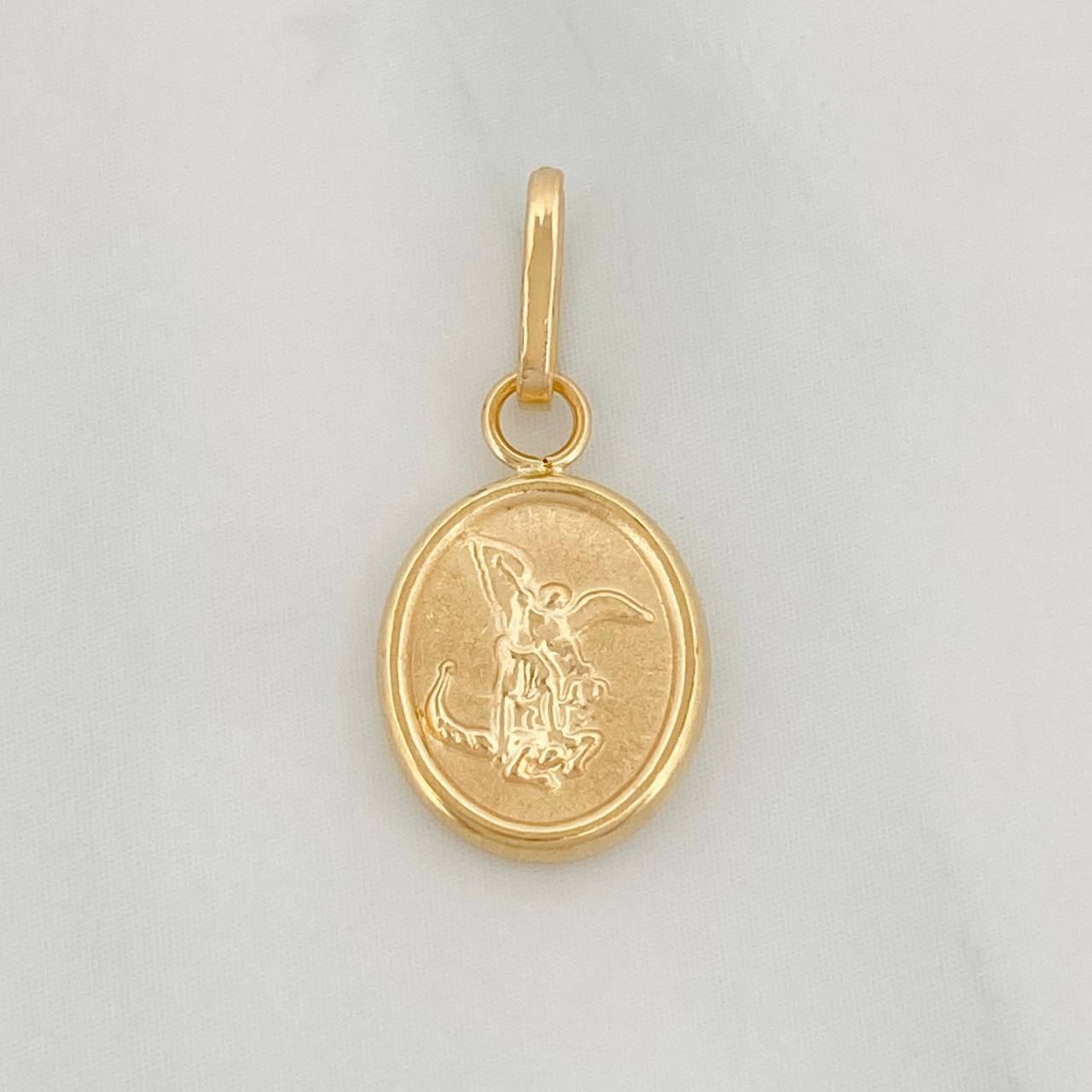 Dije San Miguel Arcangel 0.55g / 3/4 in Oro Amarillo 18K