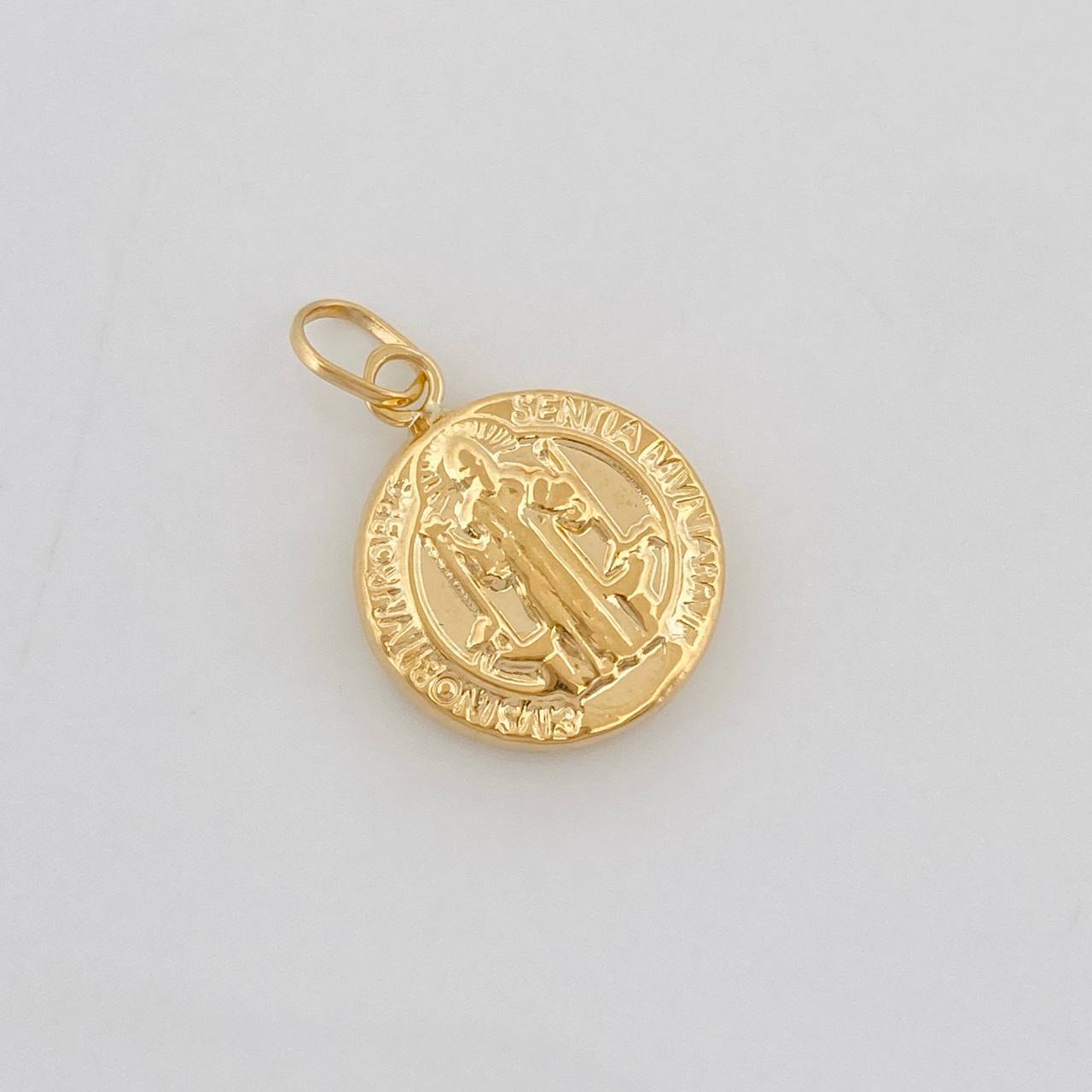 Dije San Benito 0.7g / 3/4 in Oro Amarillo 18K