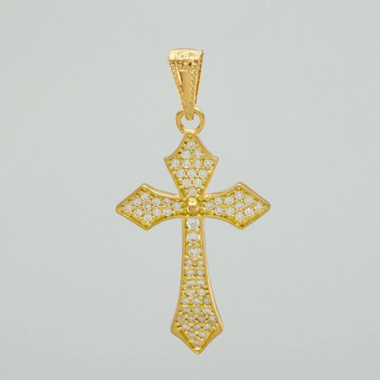 Dije Cruz Gotica 1.9gr / 1 1/2 in / Oro Amarillo 18K $