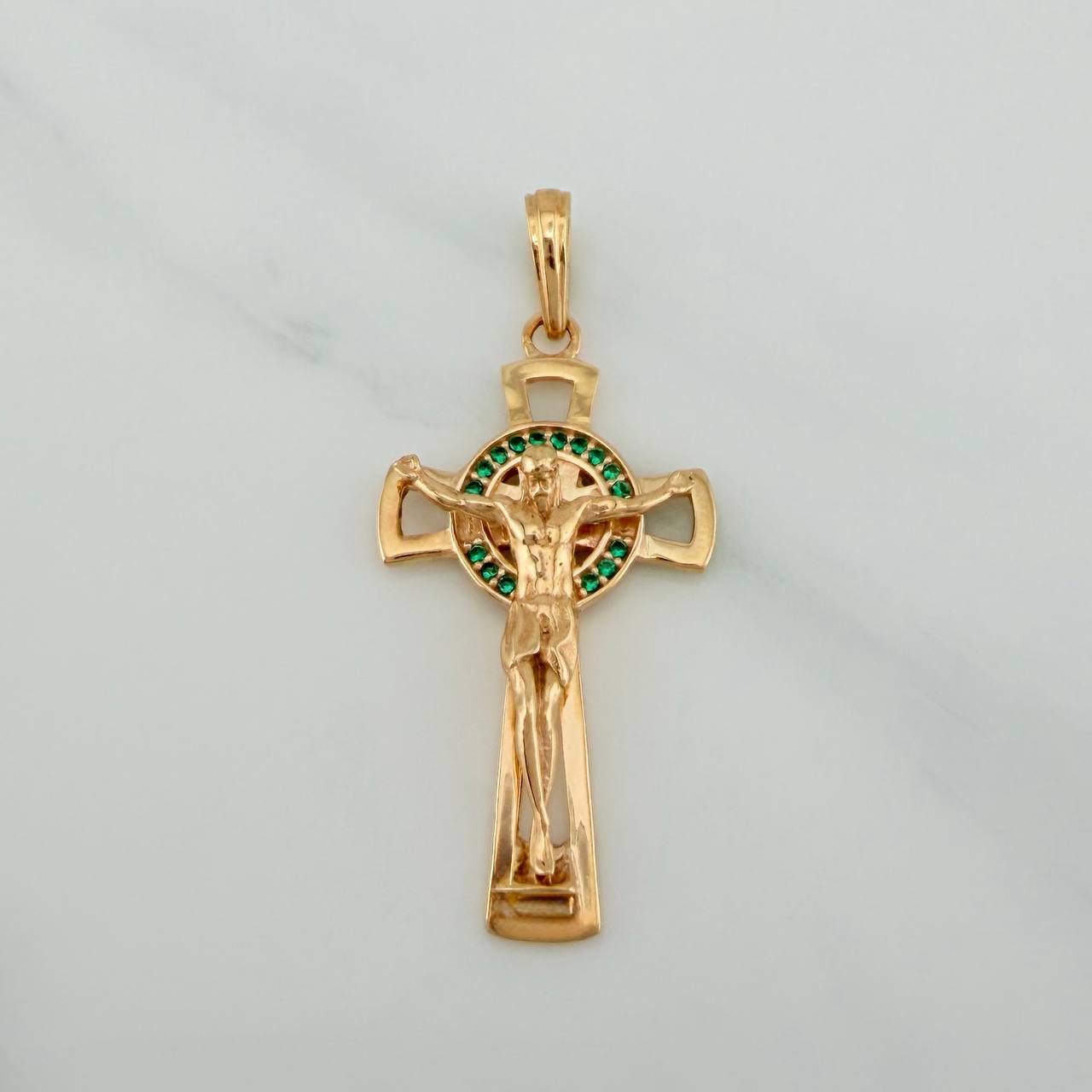 Dije Cruz Cristo Circulo 4.3gr / 1 3/4 in / Oro Amarillo 18K $