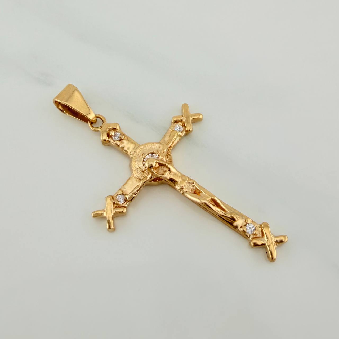 Dije Cruz Cristo X 4.1gr / 1 3/4 in / Oro Amarillo 18K $