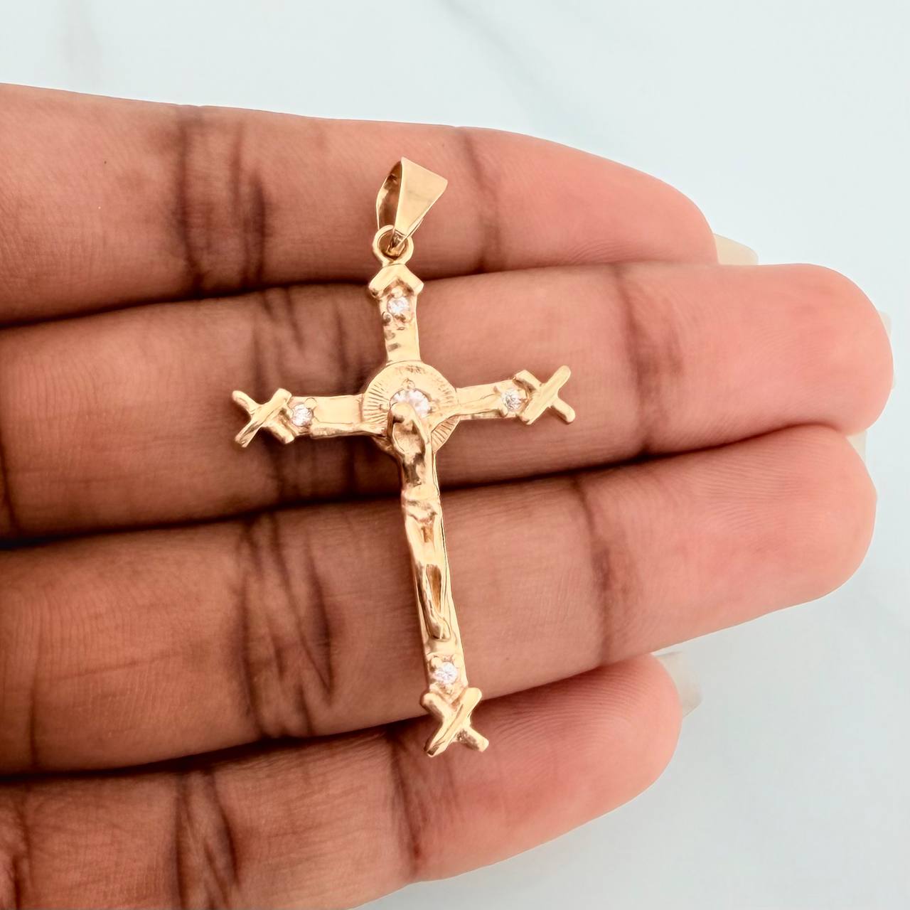 Dije Cruz Cristo X 4.1gr / 1 3/4 in / Oro Amarillo 18K $