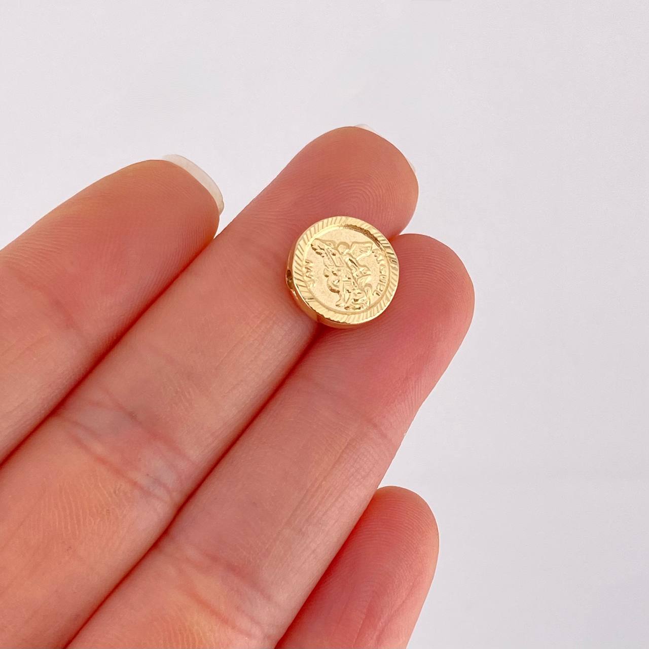Herraje San Miguel Arcángel Mate 0.7g / 1/2 in Oro Amarillo 18K