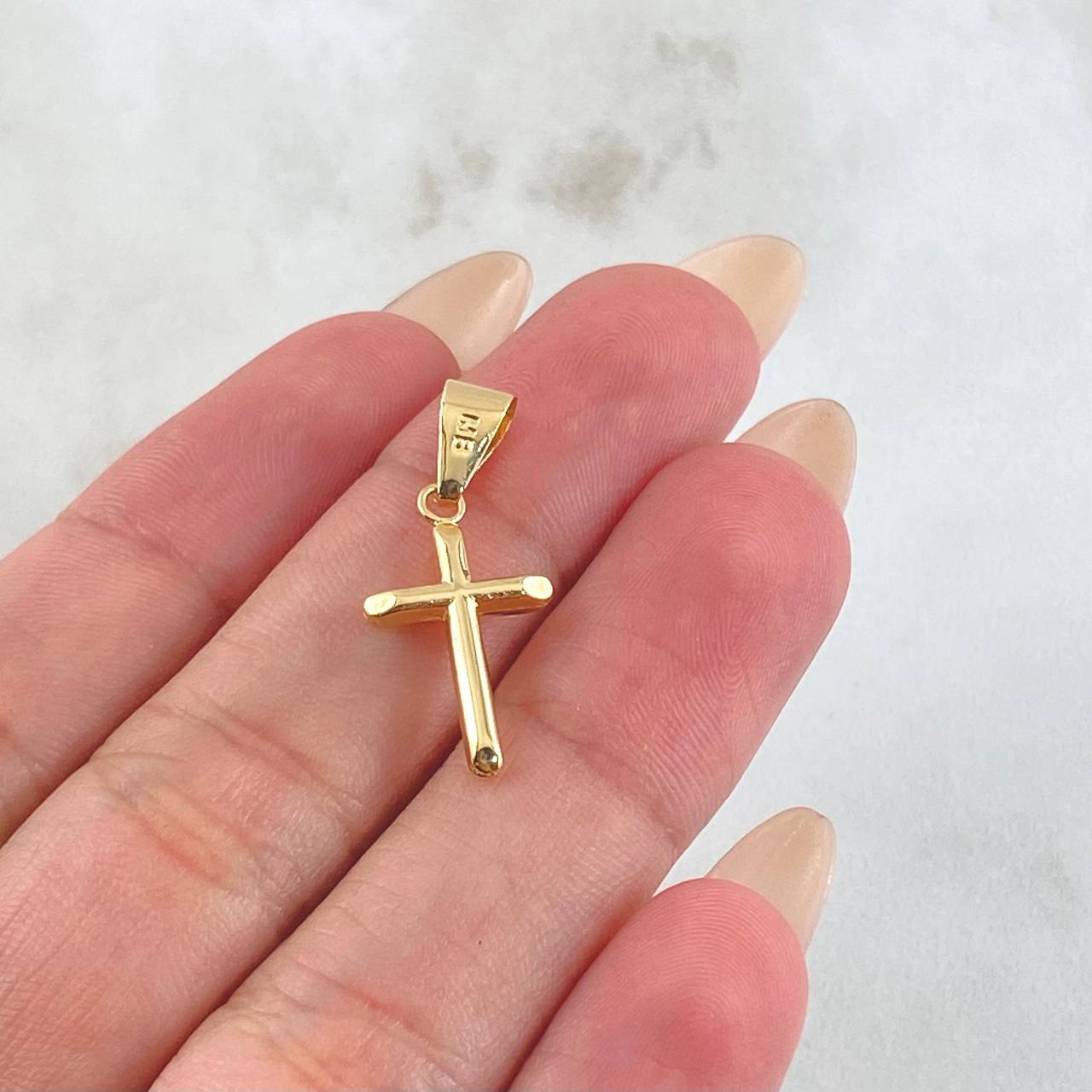 Pendant Cross Flat Tips 0.3gr / 0.75in / 18K Gold