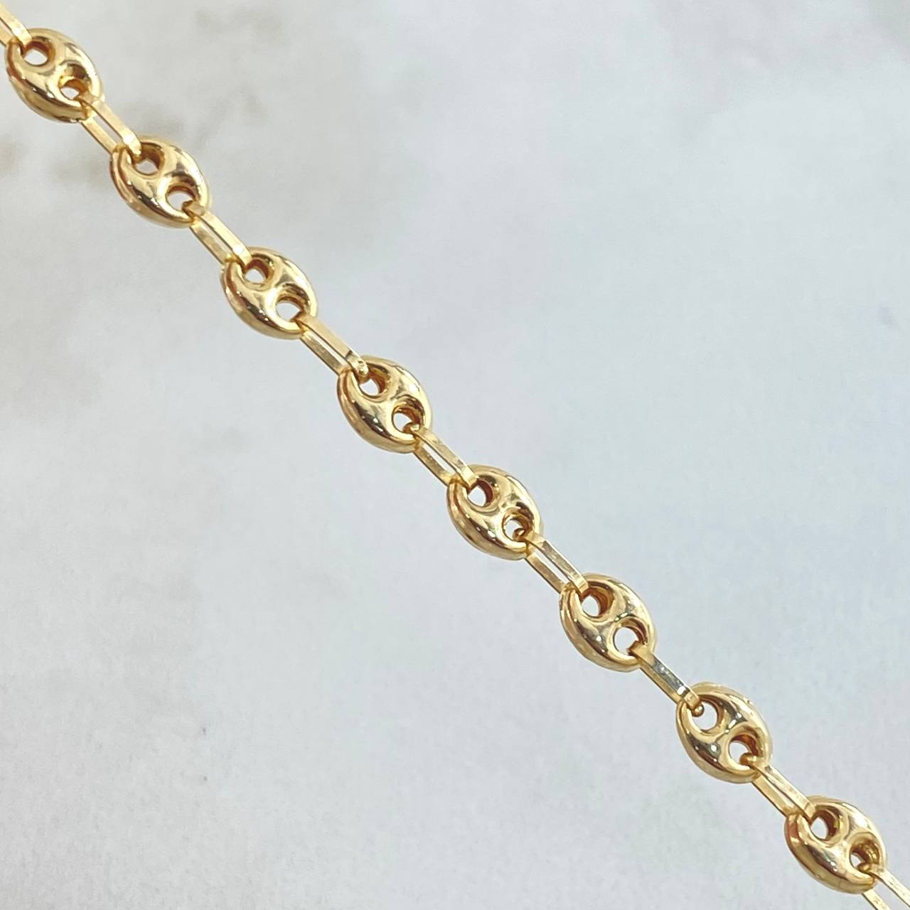 GC Anklet 3.55gr / 9.6in / 18K Gold