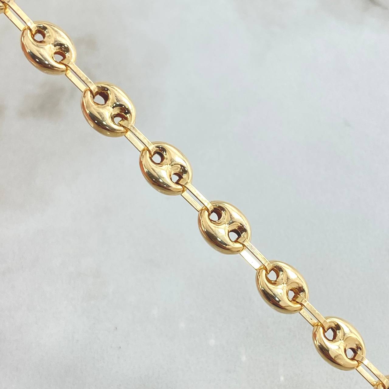 Cadena GC 8.5gr / 15 3/4 in / 6.2mm Oro Amarillo 18K