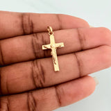 Dije Cruz Cristo 1.15gr / 1 1/4 in / Oro Amarillo 18K $