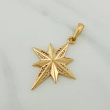 Dije Estrella Cardinal 4.5gr / 1 3/4 in / Oro Amarillo 18K $