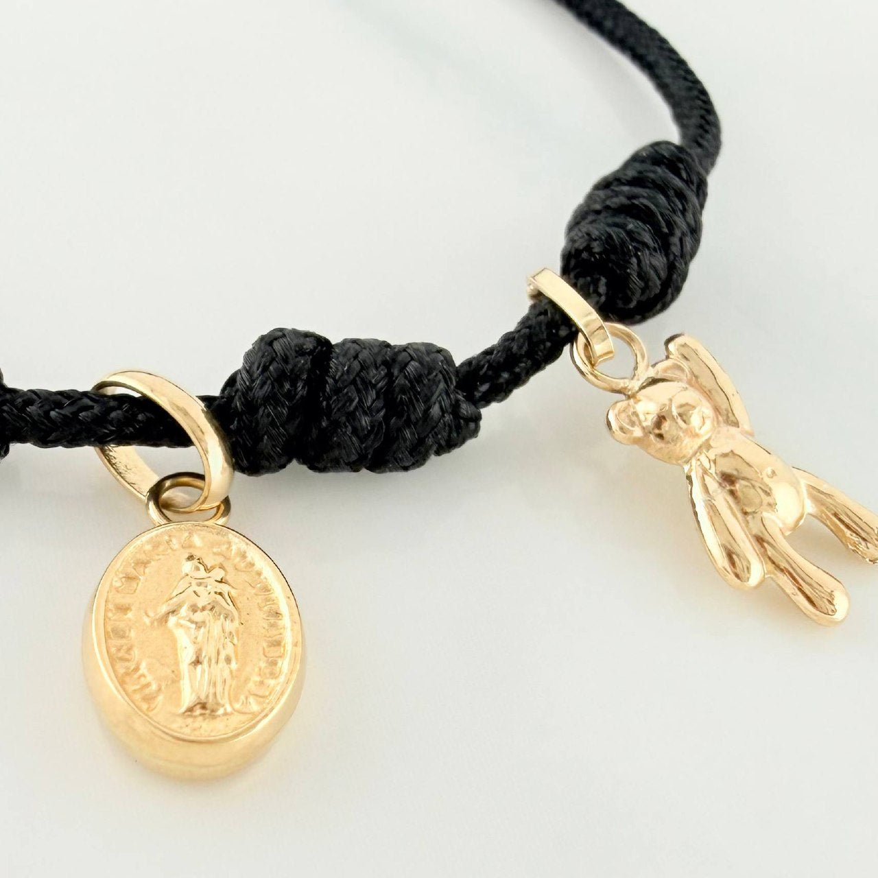 Pulsera Tejida Negra Oro Amarillo 18K