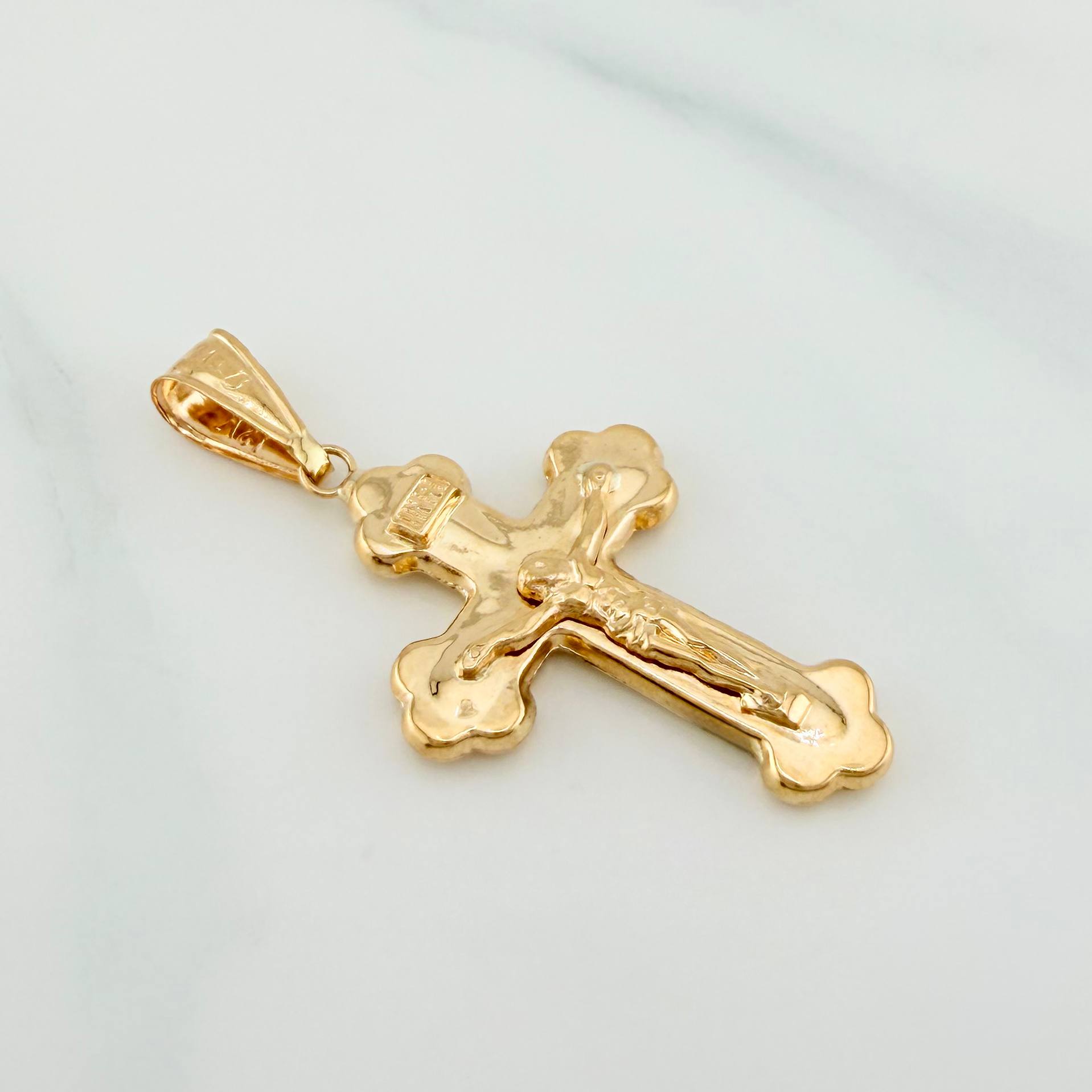 Dije Cruz Cristo 1.85 g / 1 3/4 in Oro Amarillo 18K