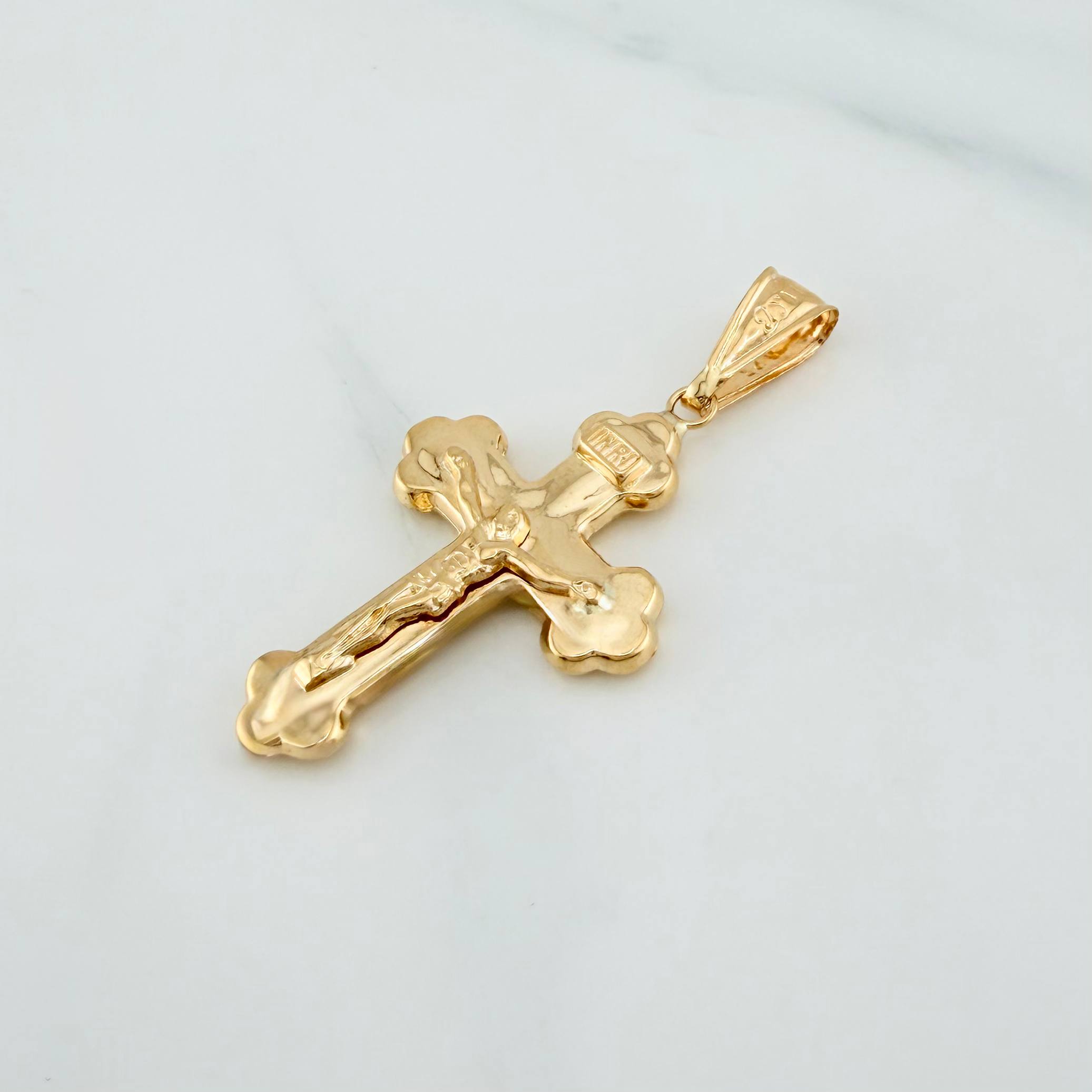 Dije Cruz Cristo 1.85 g / 1 3/4 in Oro Amarillo 18K