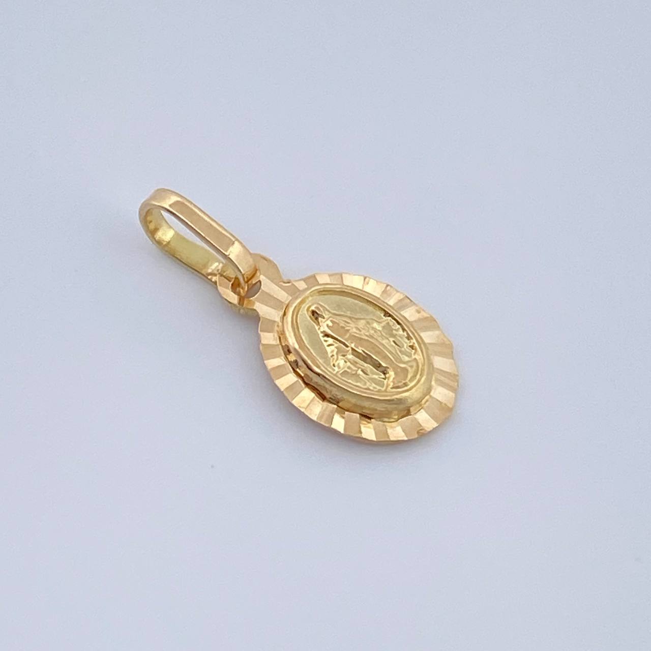 Dije Virgen Milagrosa 0.6gr / 1/2 in / Oro Amarillo 18K %