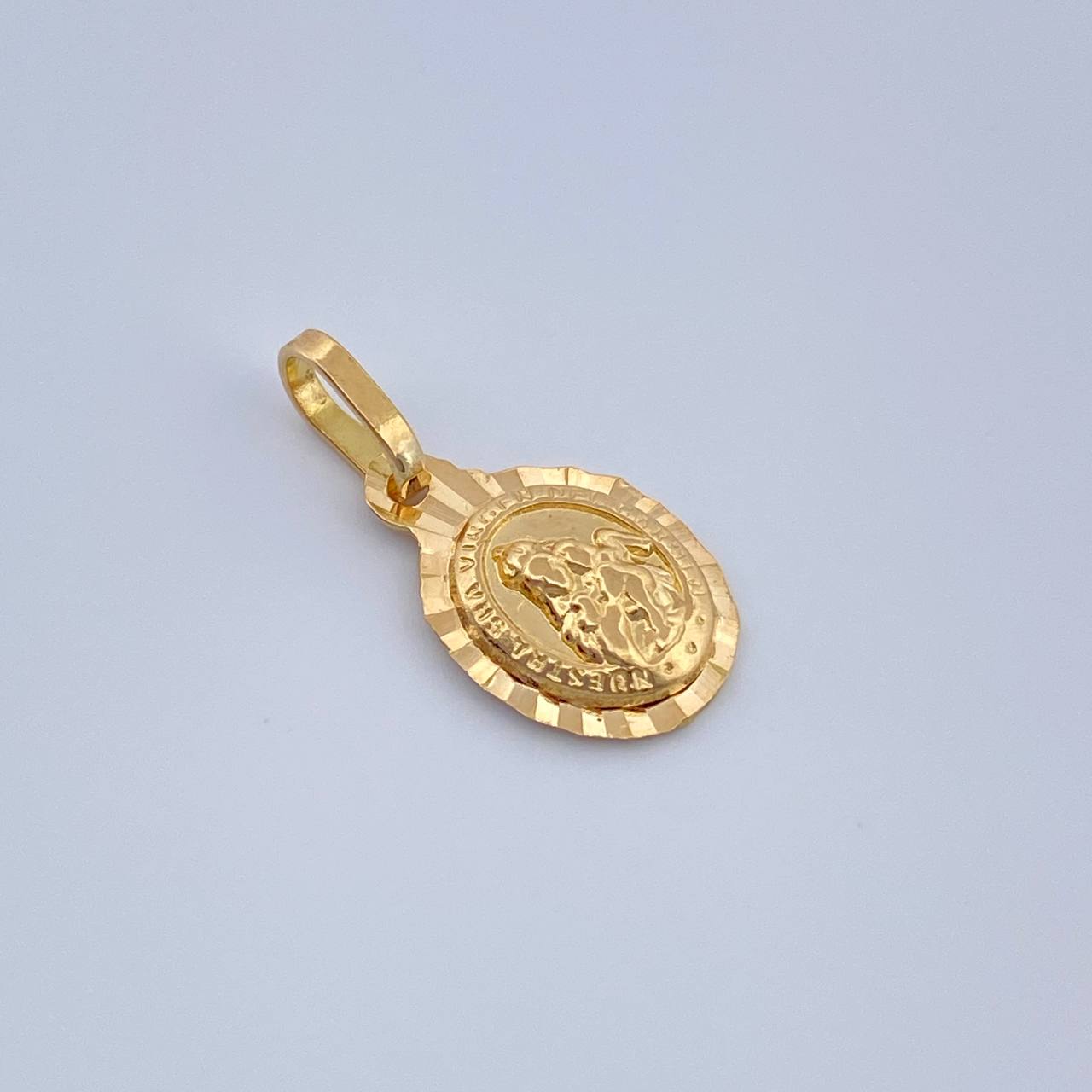 Virgin of Carmen Pendant 0.7gr / 3/4 in / Yellow Gold 18K %