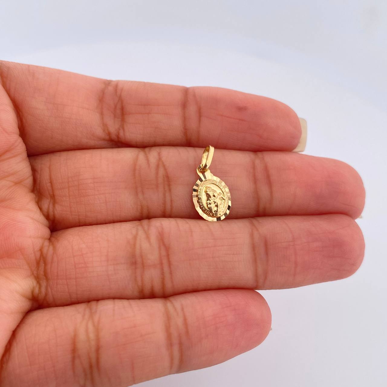 Virgin of Carmen Pendant 0.7gr / 3/4 in / Yellow Gold 18K %
