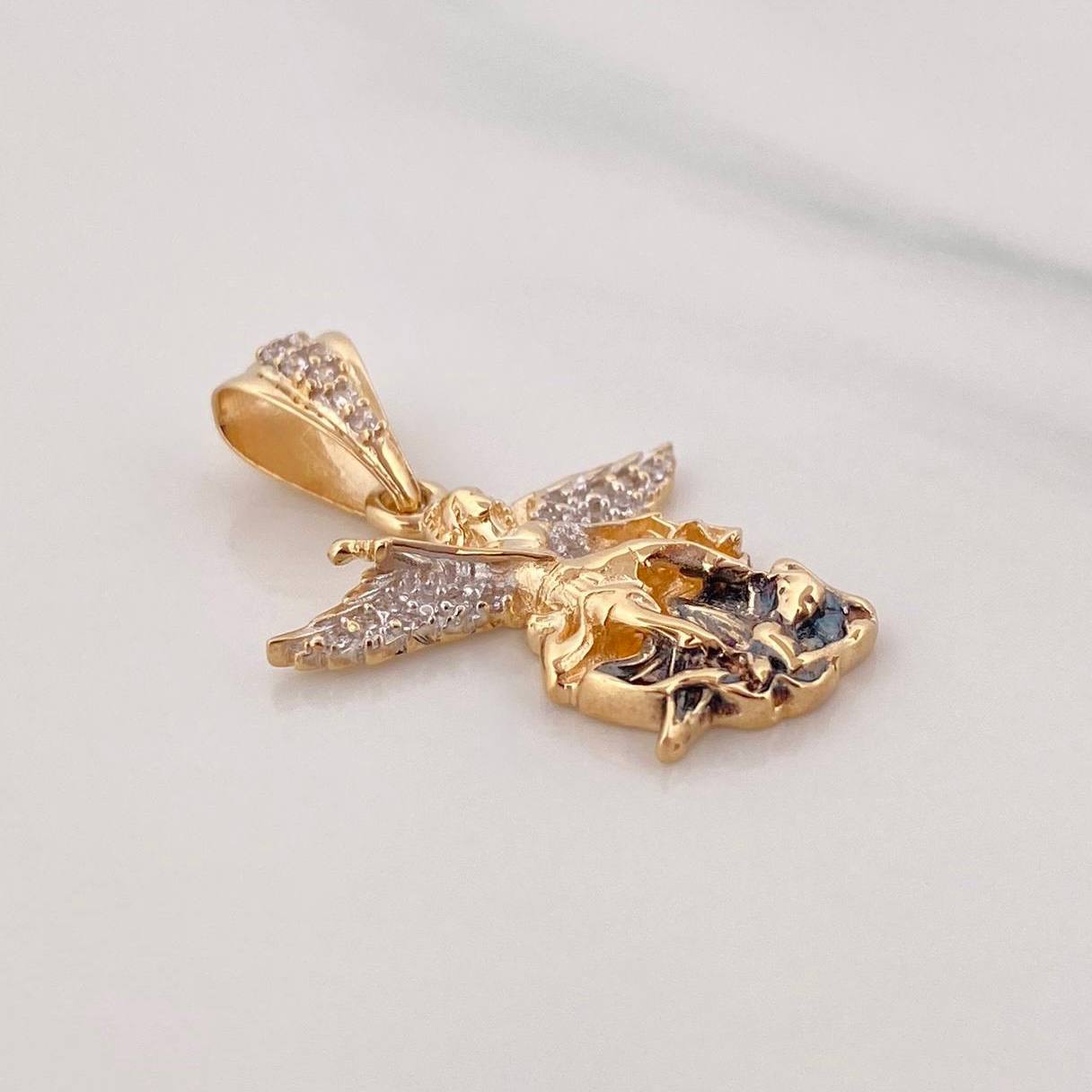 Pendant Saint Michael Archangel 3 g / 1 in Three Golds 18K