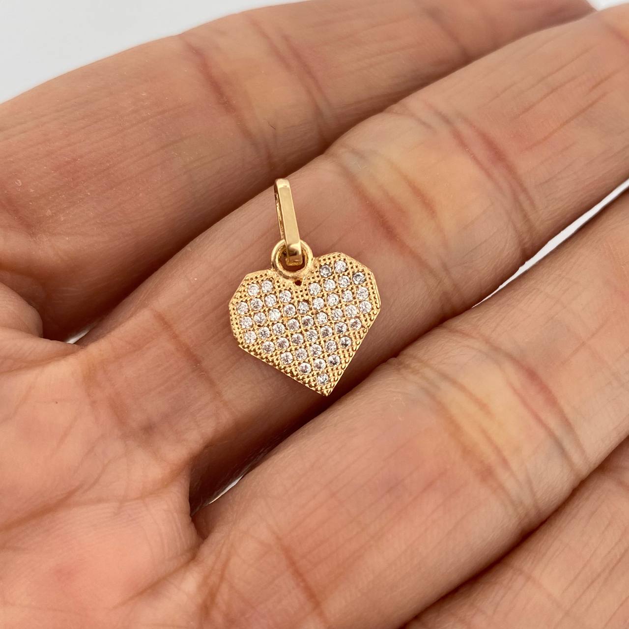 Dije Corazon 1.2gr / 3/4 in / Oro Amarillo 18K %