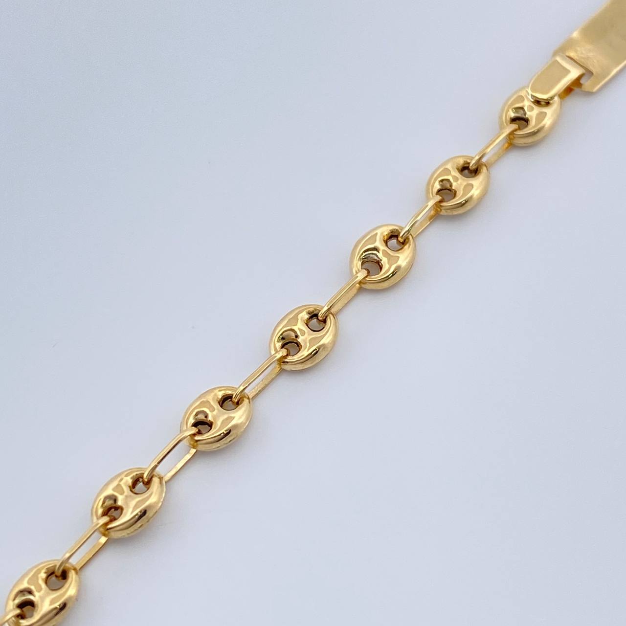 Pulso Bebé GC Placa Rectangular 1.7gr / 5 3/4 in / 3.47mm Oro Amarillo 18K %