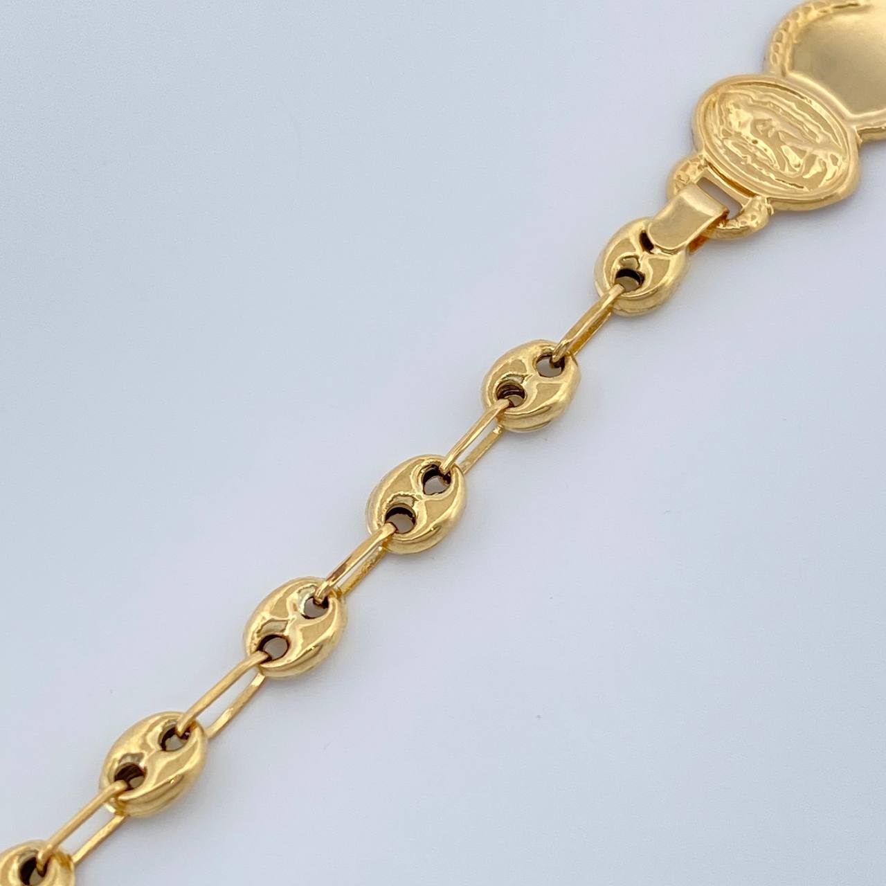 Pulso Bebé GC Placa Nube 1.9gr / 5 3/4 in / 3.46mm Oro Amarillo 18K %