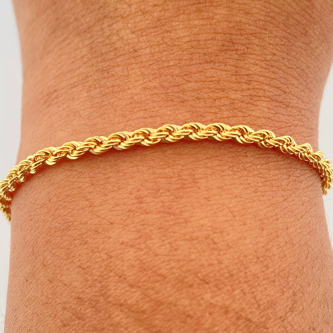 Pulso Lazo 2.1gr / 8 in / 2.66mm Oro Amarillo +3 18K %