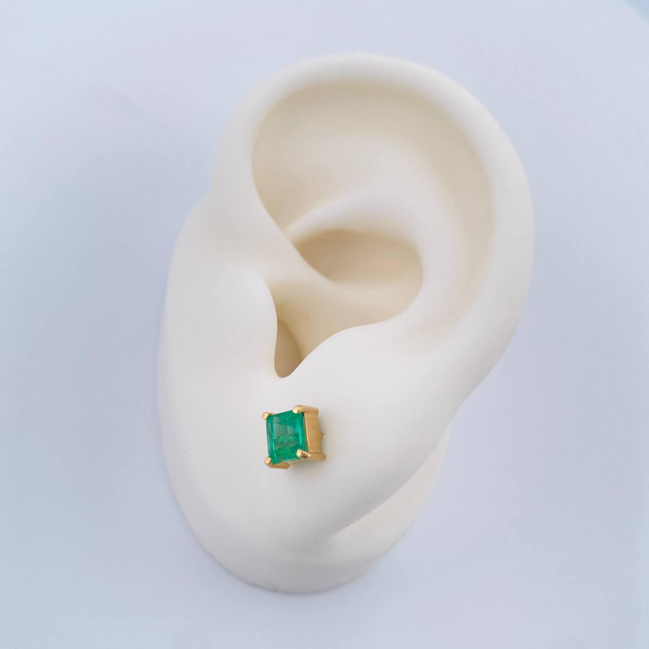 Topos Cuadros Esmeralda 1.2gr / 4.77mm Oro Amarillo 18K %