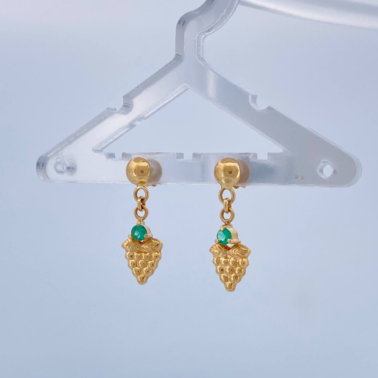 Topos Arete Uva Esmeralda 1.5gr / 3/4 in / 6.75mm Oro Amarillo 18K %