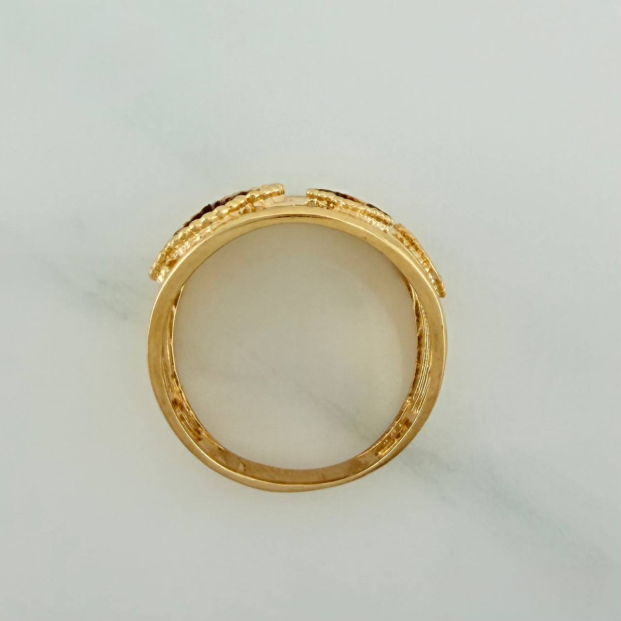 Anillo Trebol 4.35gr / T5 3/4 / Dos Oros Negro Amarillo 18K $