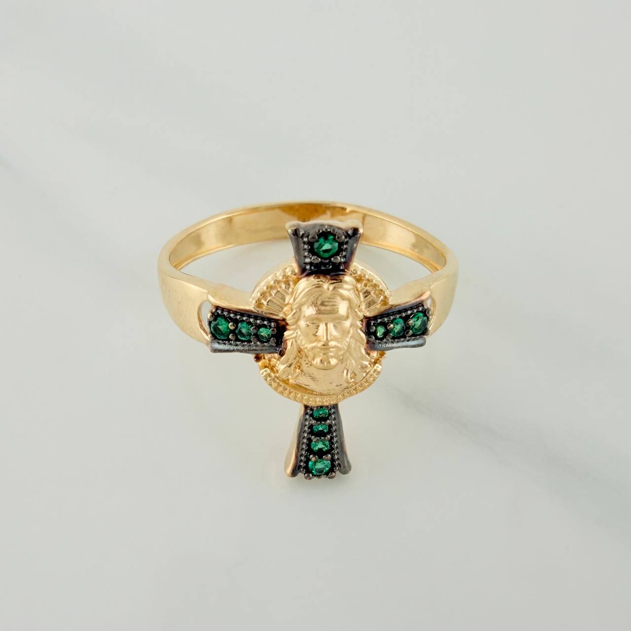 Anillo Cruz Cristo 3.95gr / T9 1/4 / Dos Oros Negro Amarillo 18K $