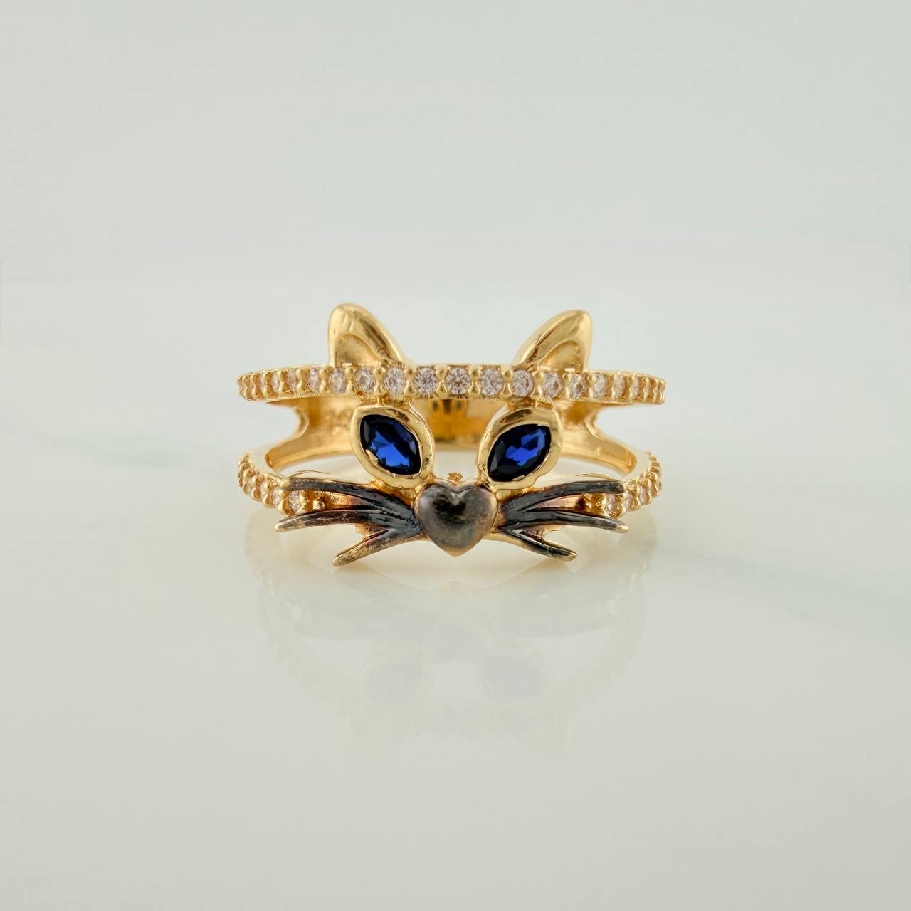 Anillo Rostro Gato 3.35gr / T6 1/4 / Dos Oros Negro Amarillo 18K $