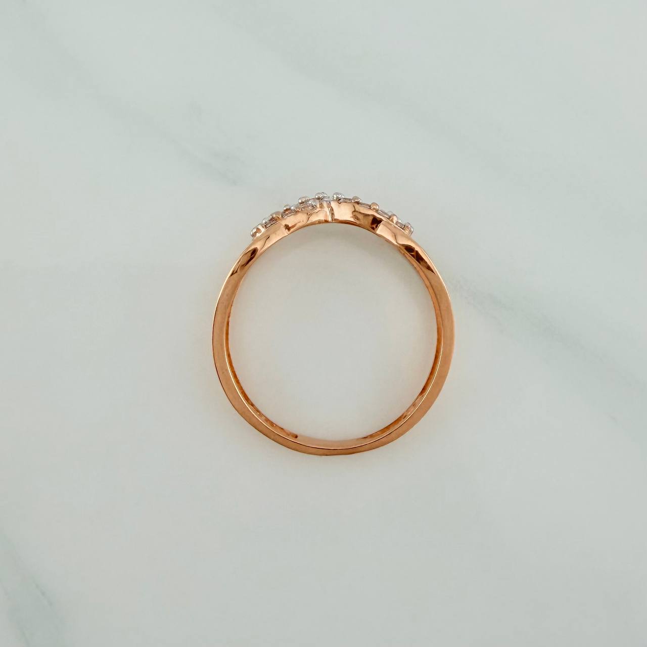 Infinity Ring 1.8gr / T5 1/4 / Two-Tone White Rose Gold 18K $