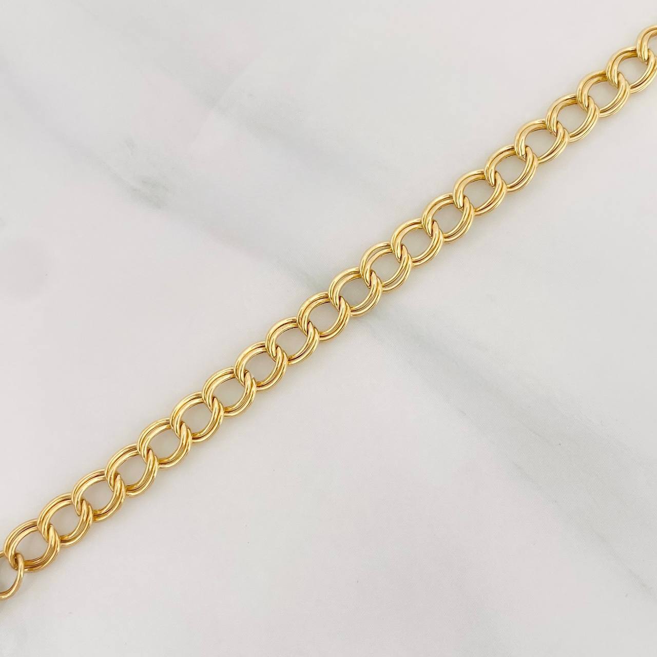 Pulso Garibaldi 2.6g / 7 1/2 in / 4.25mm Oro Amarillo 18K