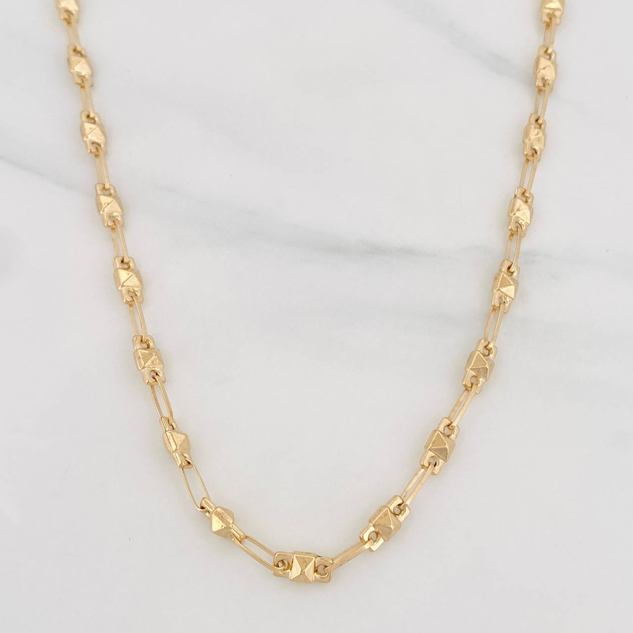 Cadena Rustico Rombo 9.6g / 24 in / 4.28mm Oro Amarillo 18K