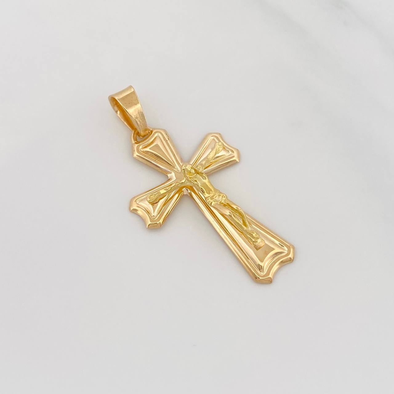Dije Cruz Cristo 3.35g / 1 1/2 in Oro Amarillo 18K