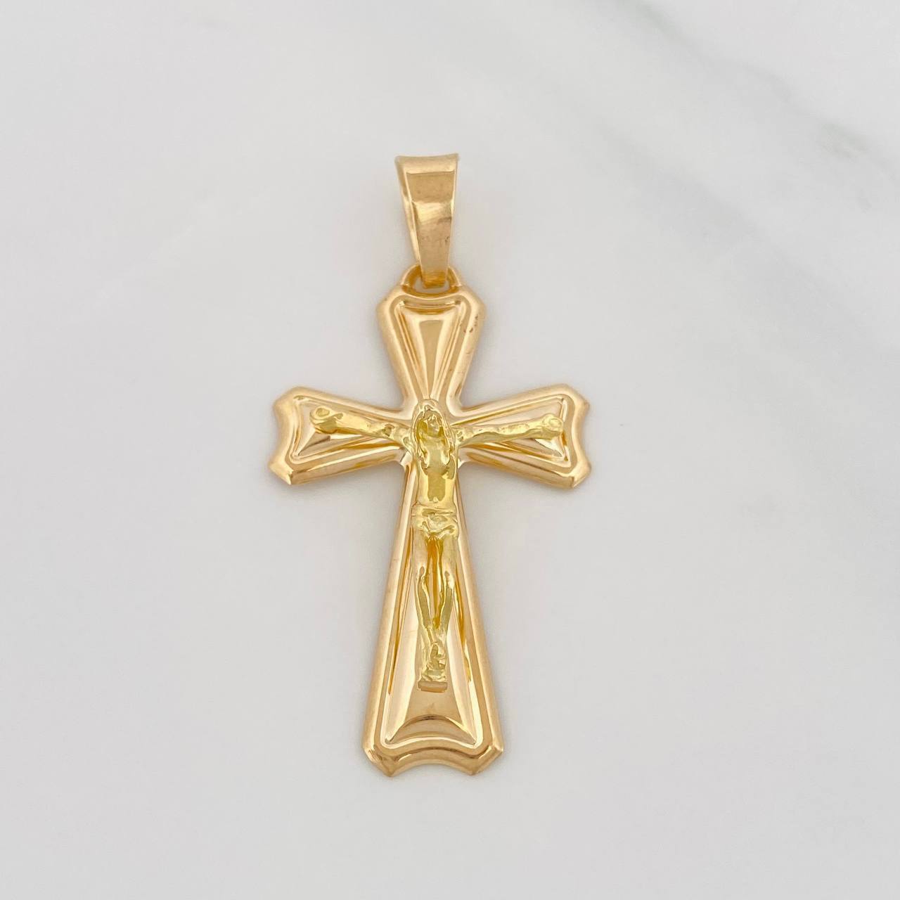 Dije Cruz Cristo 3.35g / 1 1/2 in Oro Amarillo 18K