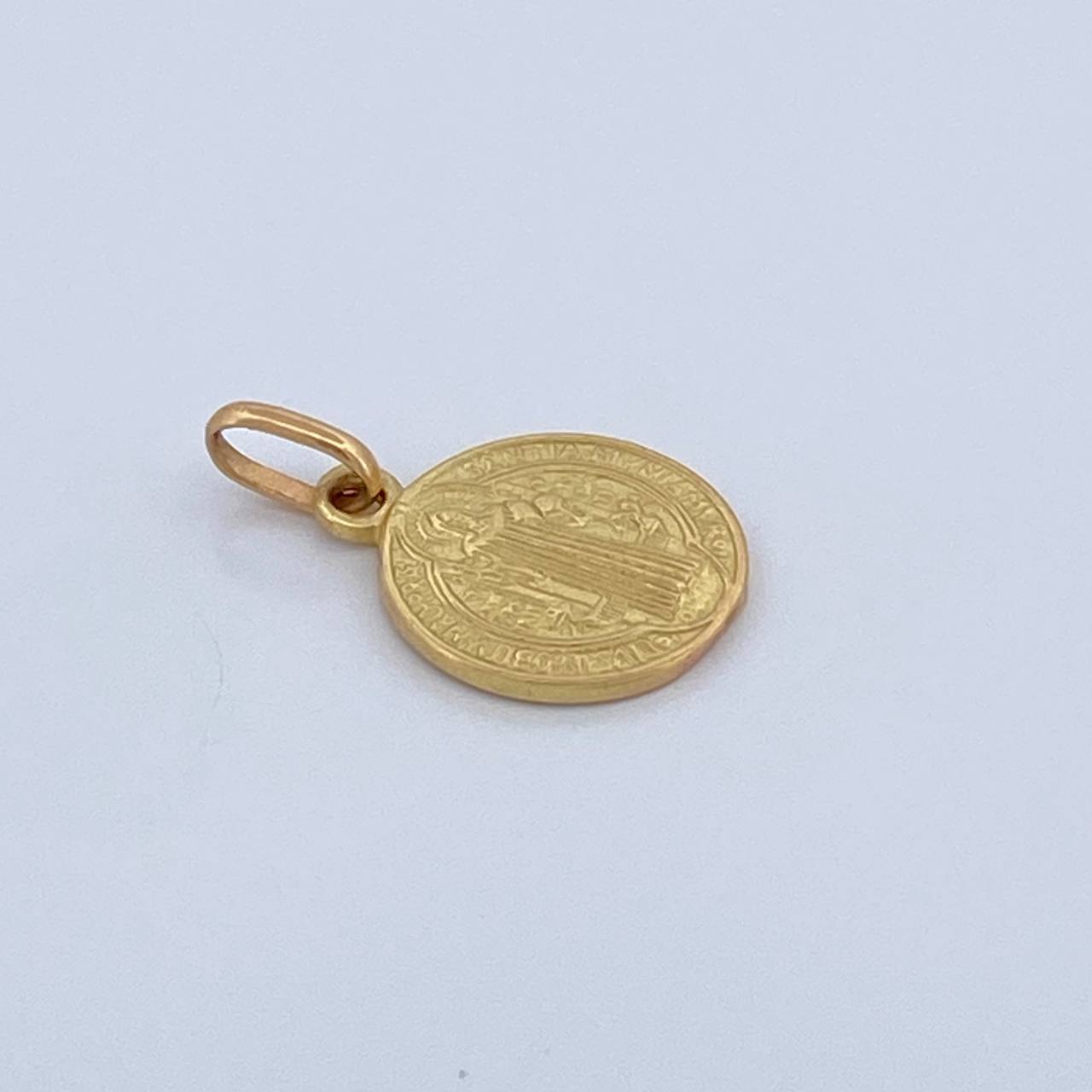Dije San Benito 1.5gr / 3/4 in / Oro Amarillo 18K $