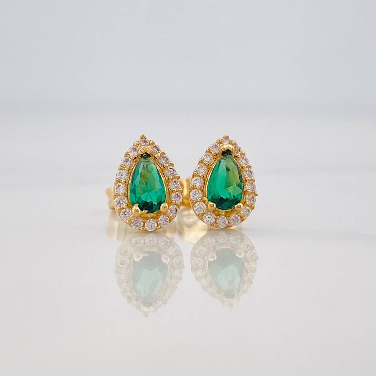 Topos Halo Gota 1.15g / in / 5.9mm Oro Amarillo 18K